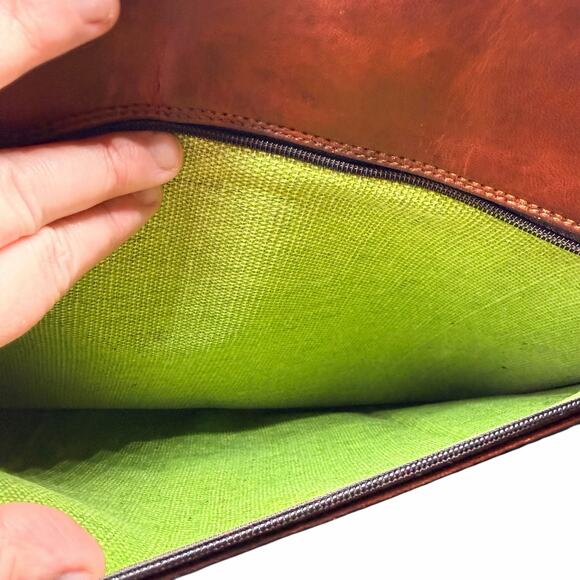 Handmade Brown Leather Messenger Bag Laptop Crossbody Satchel - Picture 11 of 16